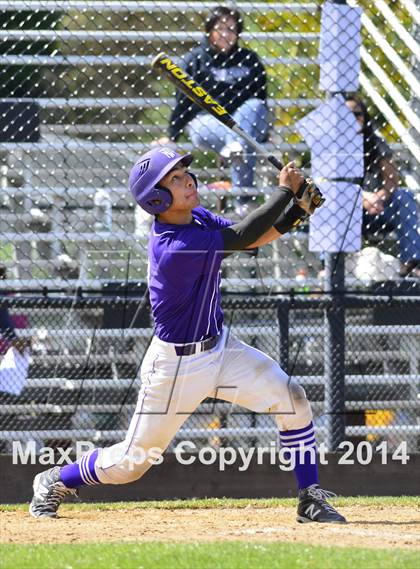 Thumbnail 3 in Decatur vs. North Thurston photogallery.