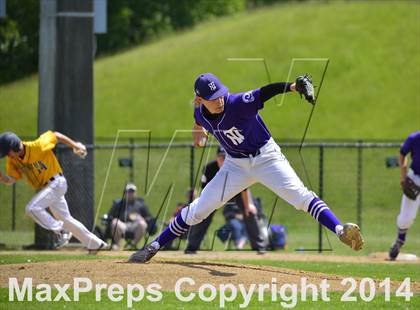 Thumbnail 2 in Decatur vs. North Thurston photogallery.