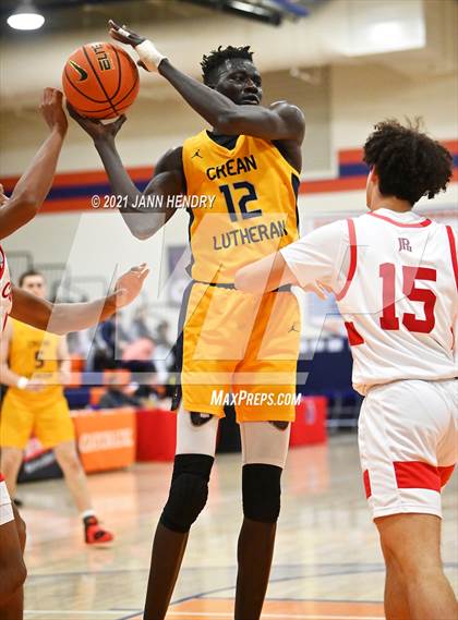 Thumbnail 3 in Crean Lutheran vs John Paul II (Tarkanian Classic) photogallery.