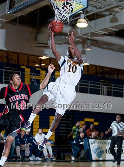 Thumbnail 1 in Etiwanda vs. Santa Monica (MLK I Have A Dream Classic) photogallery.