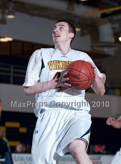 Thumbnail 1 in Etiwanda vs. Santa Monica (MLK I Have A Dream Classic) photogallery.