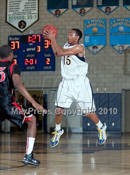 Thumbnail 3 in Etiwanda vs. Santa Monica (MLK I Have A Dream Classic) photogallery.