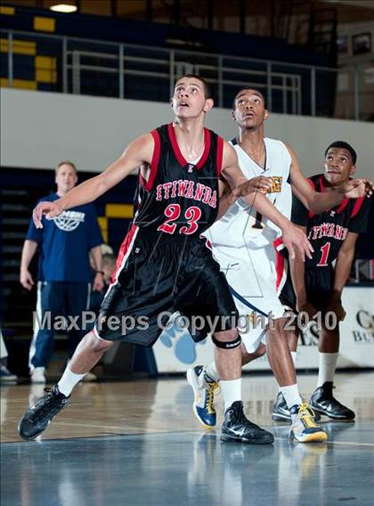 Thumbnail 3 in Etiwanda vs. Santa Monica (MLK I Have A Dream Classic) photogallery.
