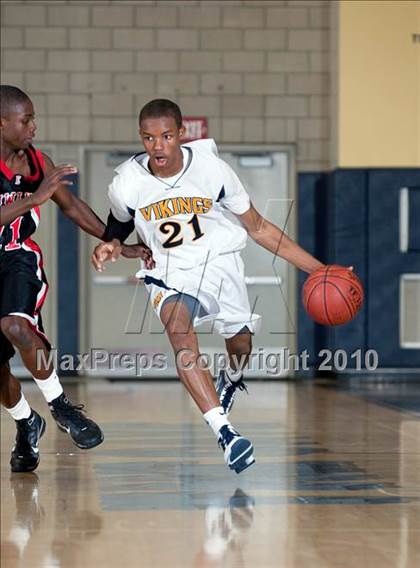 Thumbnail 1 in Etiwanda vs. Santa Monica (MLK I Have A Dream Classic) photogallery.