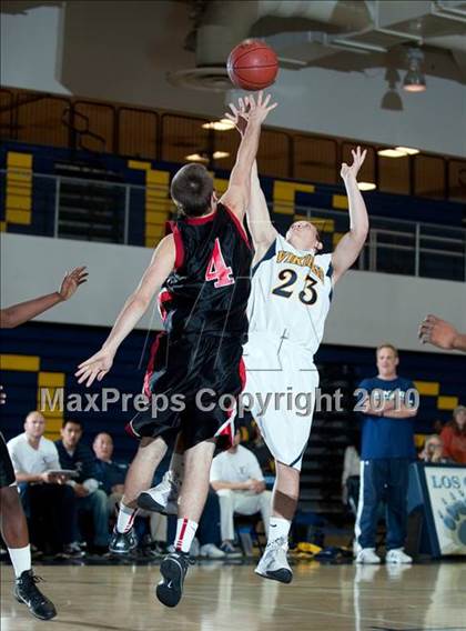 Thumbnail 3 in Etiwanda vs. Santa Monica (MLK I Have A Dream Classic) photogallery.