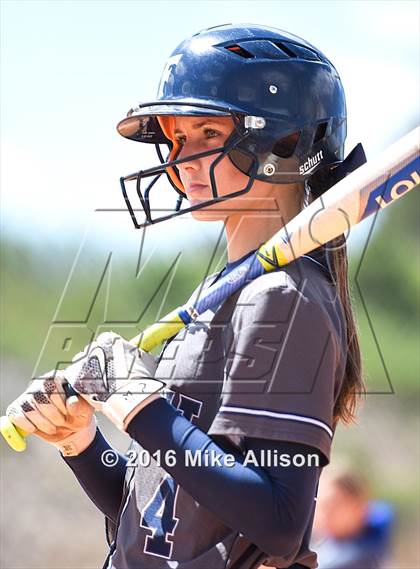 Thumbnail 1 in LaVergne vs Farragut photogallery.