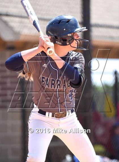Thumbnail 1 in LaVergne vs Farragut photogallery.