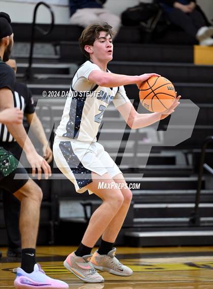 Thumbnail 2 in River Valley vs. Oakmont (Mel Good Holiday Classic) photogallery.