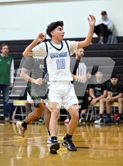 Thumbnail 2 in River Valley vs. Oakmont (Mel Good Holiday Classic) photogallery.