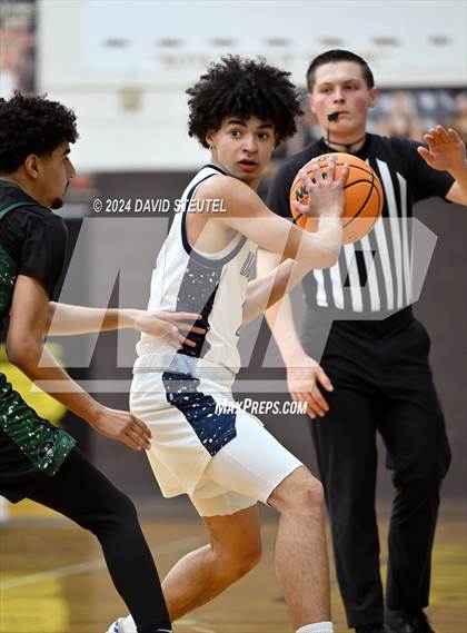 Thumbnail 2 in River Valley vs. Oakmont (Mel Good Holiday Classic) photogallery.
