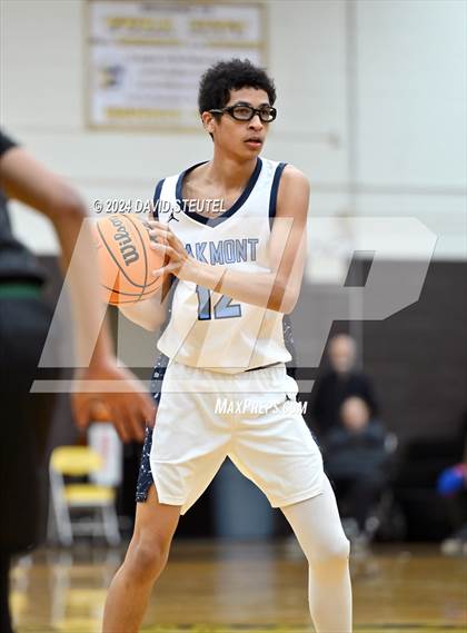 Thumbnail 2 in River Valley vs. Oakmont (Mel Good Holiday Classic) photogallery.