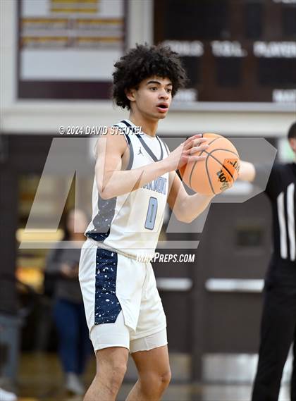 Thumbnail 1 in River Valley vs. Oakmont (Mel Good Holiday Classic) photogallery.