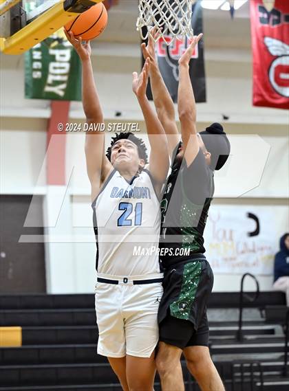 Thumbnail 2 in River Valley vs. Oakmont (Mel Good Holiday Classic) photogallery.