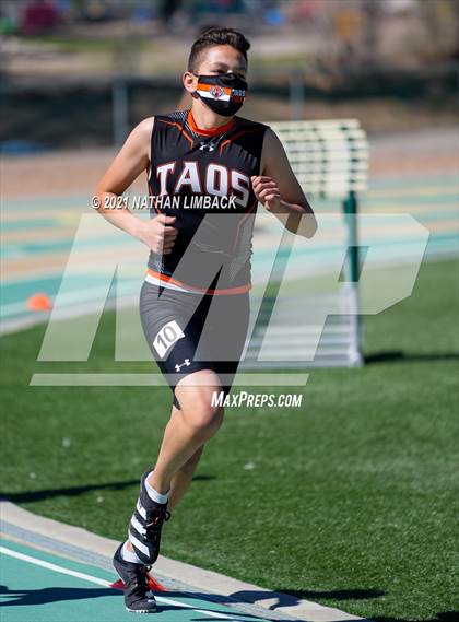 Thumbnail 3 in Los Alamos Track and Field Invitational  photogallery.