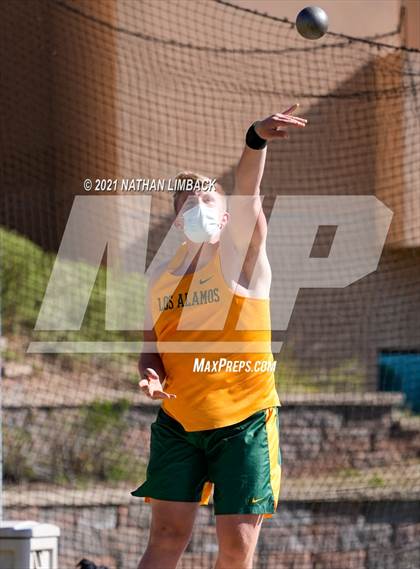 Thumbnail 2 in Los Alamos Track and Field Invitational  photogallery.