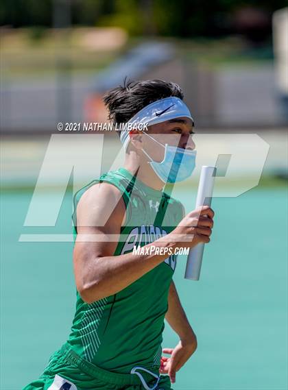 Thumbnail 1 in Los Alamos Track and Field Invitational  photogallery.