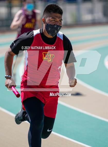 Thumbnail 1 in Los Alamos Track and Field Invitational  photogallery.