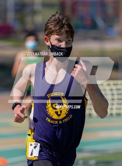 Thumbnail 2 in Los Alamos Track and Field Invitational  photogallery.