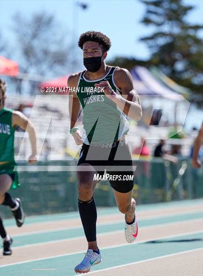 Thumbnail 1 in Los Alamos Track and Field Invitational  photogallery.