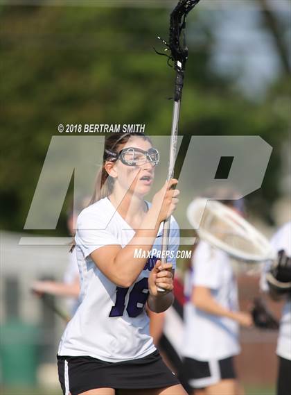 Thumbnail 1 in Hamburg vs. Niagara-Wheatfield (Section 6 Class B Semifinal) photogallery.