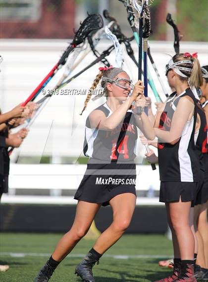 Thumbnail 1 in Hamburg vs. Niagara-Wheatfield (Section 6 Class B Semifinal) photogallery.