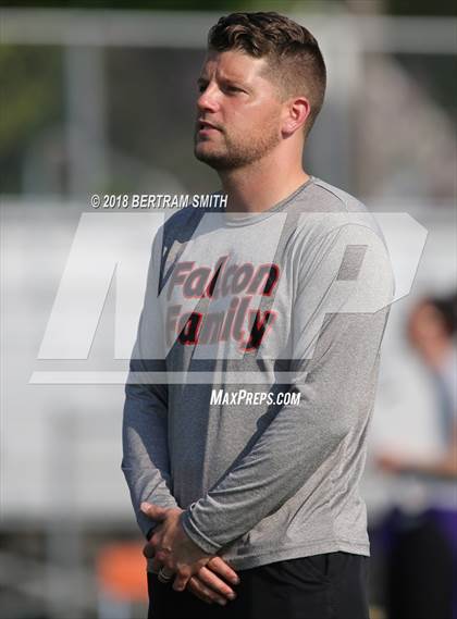 Thumbnail 1 in Hamburg vs. Niagara-Wheatfield (Section 6 Class B Semifinal) photogallery.
