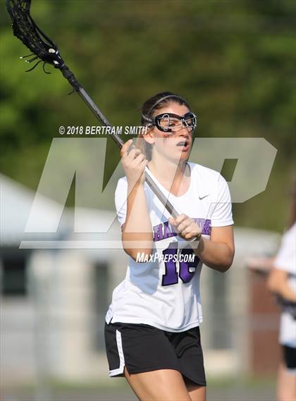 Thumbnail 2 in Hamburg vs. Niagara-Wheatfield (Section 6 Class B Semifinal) photogallery.