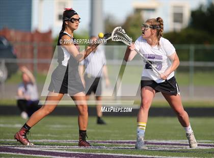 Thumbnail 3 in Hamburg vs. Niagara-Wheatfield (Section 6 Class B Semifinal) photogallery.