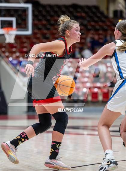 Thumbnail 2 in Beaver vs. South Sevier (UHSAA 2A Quarterfinal) photogallery.