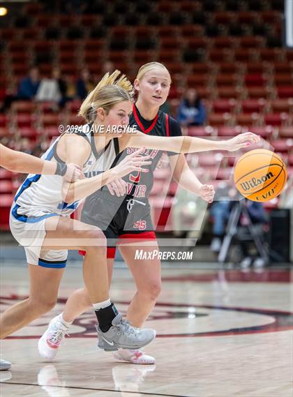 Thumbnail 2 in Beaver vs. South Sevier (UHSAA 2A Quarterfinal) photogallery.