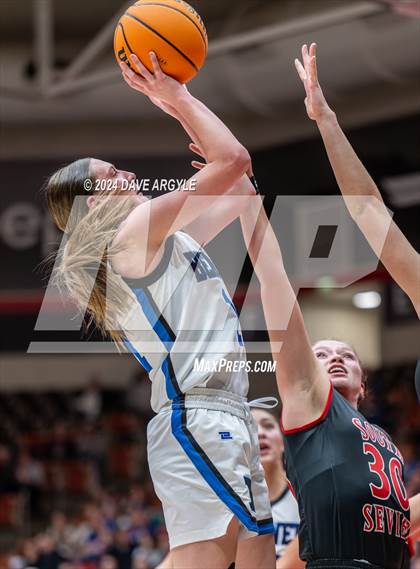 Thumbnail 3 in Beaver vs. South Sevier (UHSAA 2A Quarterfinal) photogallery.