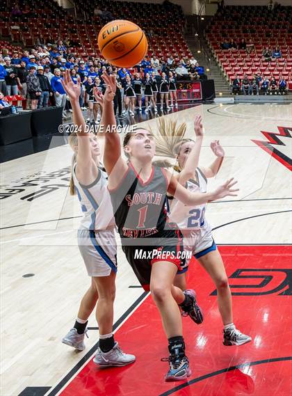 Thumbnail 1 in Beaver vs. South Sevier (UHSAA 2A Quarterfinal) photogallery.