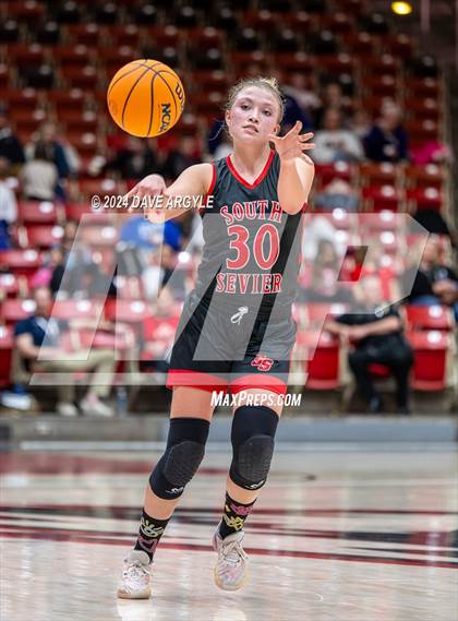 Thumbnail 3 in Beaver vs. South Sevier (UHSAA 2A Quarterfinal) photogallery.