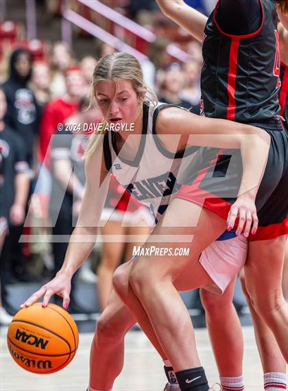 Thumbnail 1 in Beaver vs. South Sevier (UHSAA 2A Quarterfinal) photogallery.