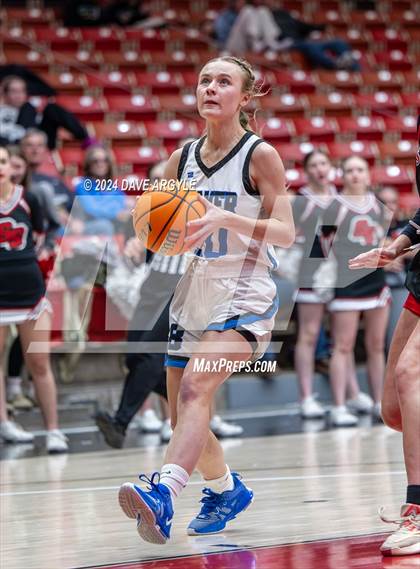 Thumbnail 2 in Beaver vs. South Sevier (UHSAA 2A Quarterfinal) photogallery.