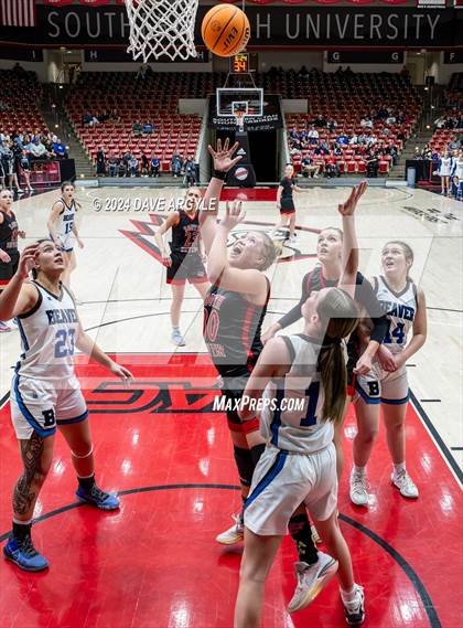Thumbnail 3 in Beaver vs. South Sevier (UHSAA 2A Quarterfinal) photogallery.