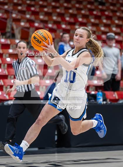 Thumbnail 3 in Beaver vs. South Sevier (UHSAA 2A Quarterfinal) photogallery.