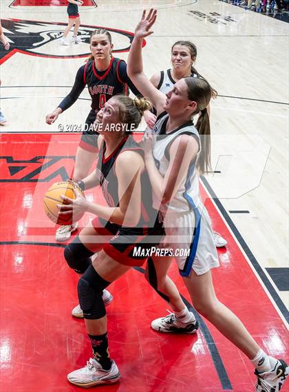 Thumbnail 2 in Beaver vs. South Sevier (UHSAA 2A Quarterfinal) photogallery.