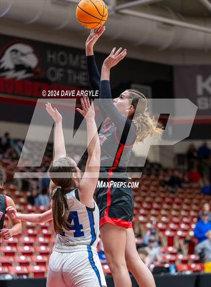 Thumbnail 2 in Beaver vs. South Sevier (UHSAA 2A Quarterfinal) photogallery.