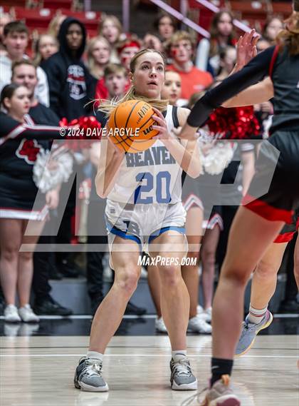 Thumbnail 2 in Beaver vs. South Sevier (UHSAA 2A Quarterfinal) photogallery.
