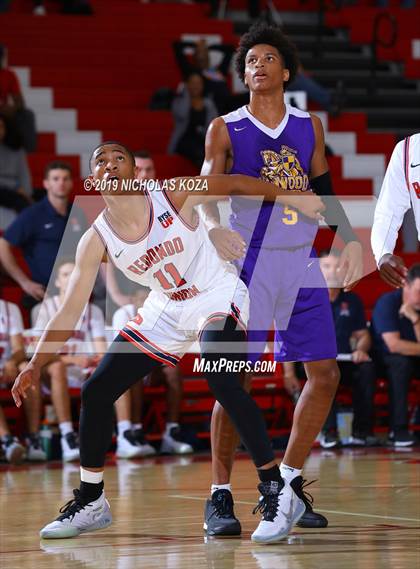 Thumbnail 2 in Lynwood vs. Redondo Union (Ryse Williams/Pac Shores Tournament) photogallery.