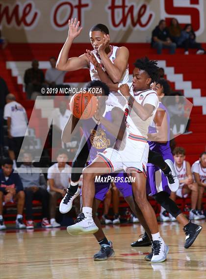 Thumbnail 3 in Lynwood vs. Redondo Union (Ryse Williams/Pac Shores Tournament) photogallery.