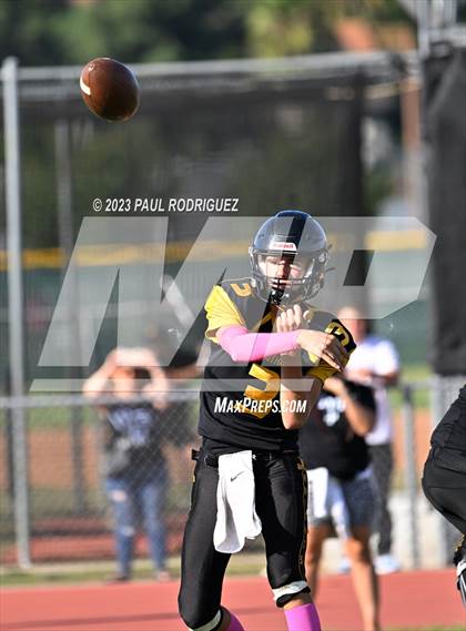 Thumbnail 1 in Villa Park @ Foothill photogallery.