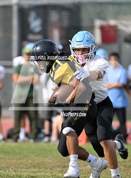 Thumbnail 3 in Villa Park @ Foothill photogallery.