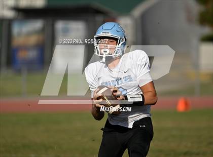 Thumbnail 3 in Villa Park @ Foothill photogallery.