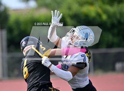 Thumbnail 3 in Villa Park @ Foothill photogallery.