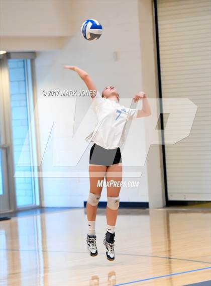 Thumbnail 2 in Horizon Honors vs. Valley Lutheran (Desert Classic) photogallery.