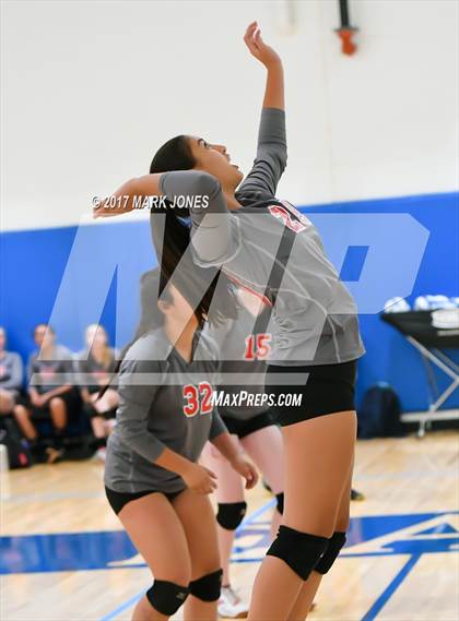 Thumbnail 3 in Horizon Honors vs. Valley Lutheran (Desert Classic) photogallery.