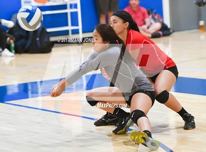 Thumbnail 3 in Horizon Honors vs. Valley Lutheran (Desert Classic) photogallery.