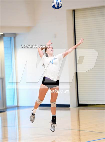 Thumbnail 3 in Horizon Honors vs. Valley Lutheran (Desert Classic) photogallery.